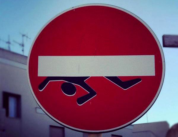 nezaposlen uzeti lijek Privilegiran  Francuski umjetnik, šunja se noću i “ukrašava” saobraćajne znakove (FOTO) |  Tuzlanski.ba