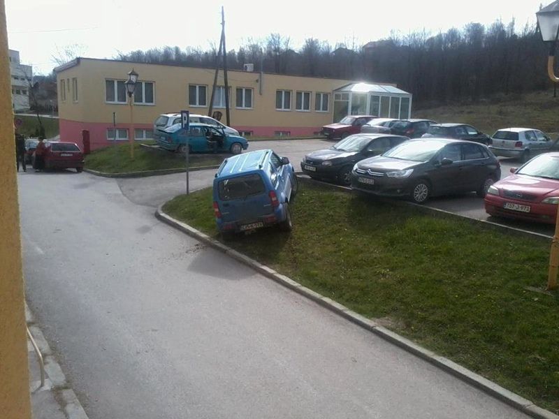 parking-slavinovici