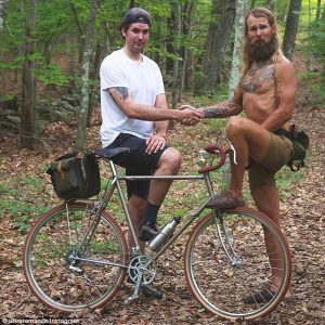 putovanje-biciklo-nomadski-zivot-benedict3