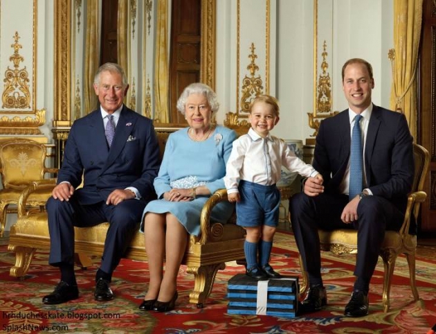britanska-kraljica-elizabeta-ii-slavi-90-rodendan-fotografijom-s-unucicima-raznjezila-svijet002-20160421