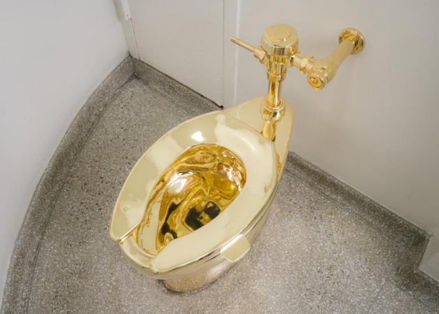 zlatni-toalet2
