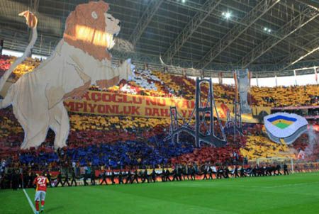 VIDEO: Navijači Galatasaraya napravili do sada neviđenu 3D koreografiju