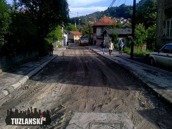 FOTO: Počeli radovi na obnovi i uređenju ulice Hendek