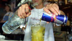 Red bull i alkohol navode mlade  na razuzdan i opasan seks