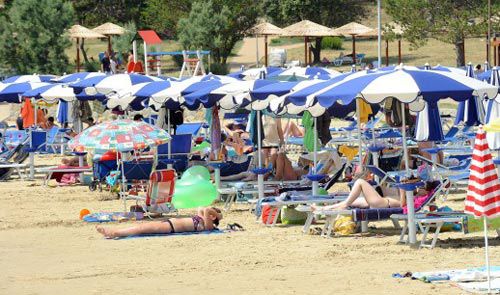 Bosanci i Hercegovci bi radije veće plate, a manje dana godišnjeg odmora