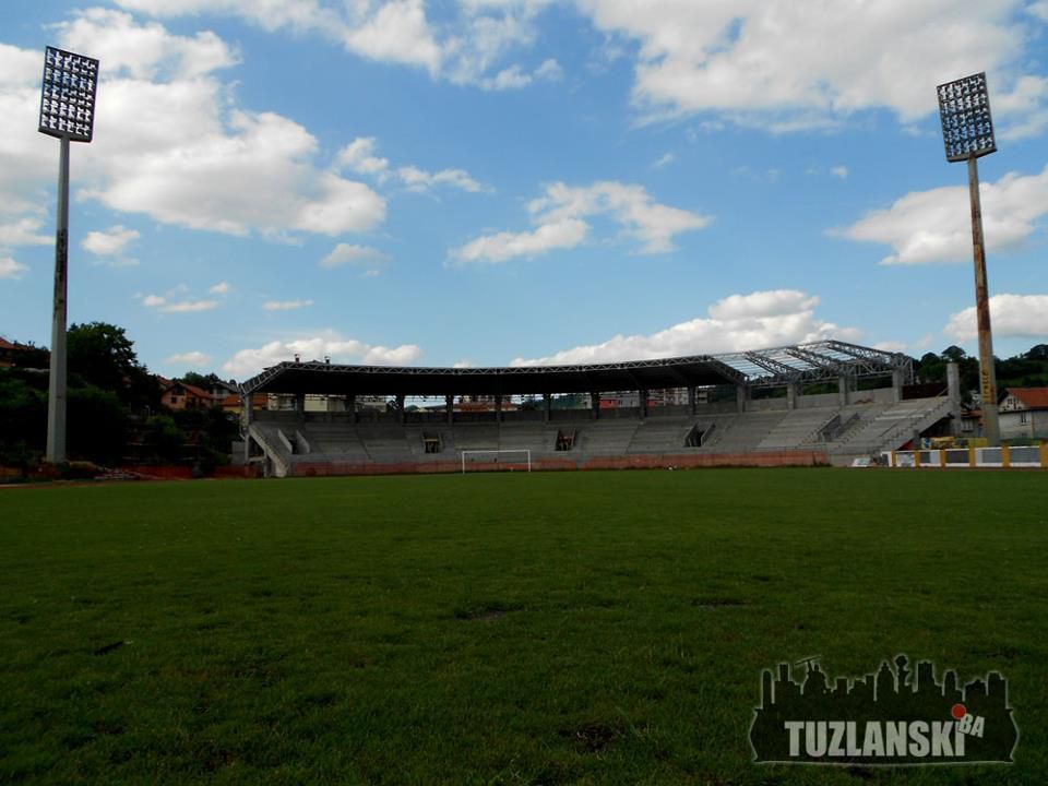 Kraj radova na izgradnji sjeverne tribine stadiona Tušanj sredinom 2013.