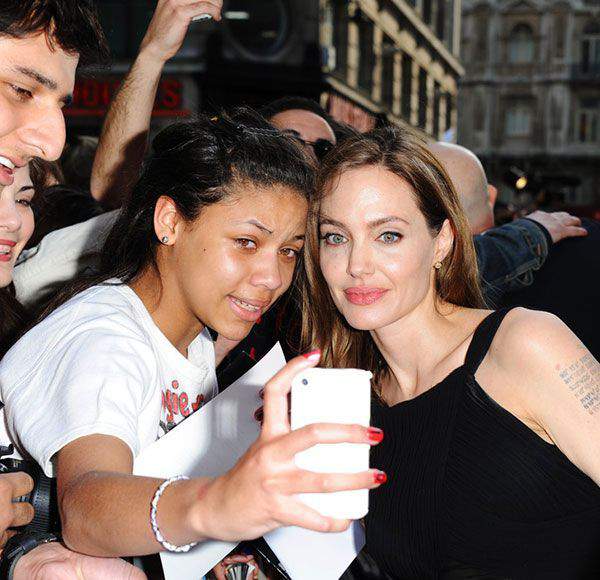 Prvi javni nastup  Angeline Jolie nakon operacije grudi (FOTO)