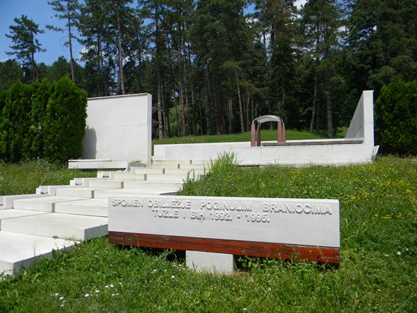 Obilježavanje 15 aprila Dana Armije RBiH u Tuzli: Građani i borci zajedno sutra na Slanoj Banji