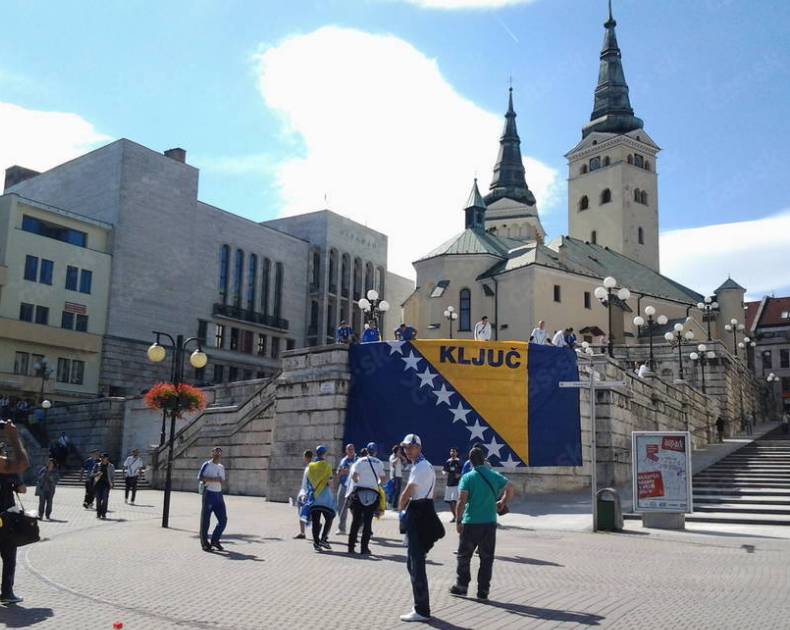 Sunce probilo iznad Žiline: Slovački navijači pokušavaju otkupiti ulaznice od gostiju iz BiH!