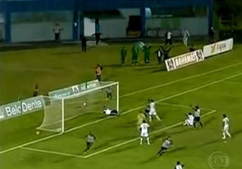 Brazil: Fizioterapeut odbranio gol (VIDEO)