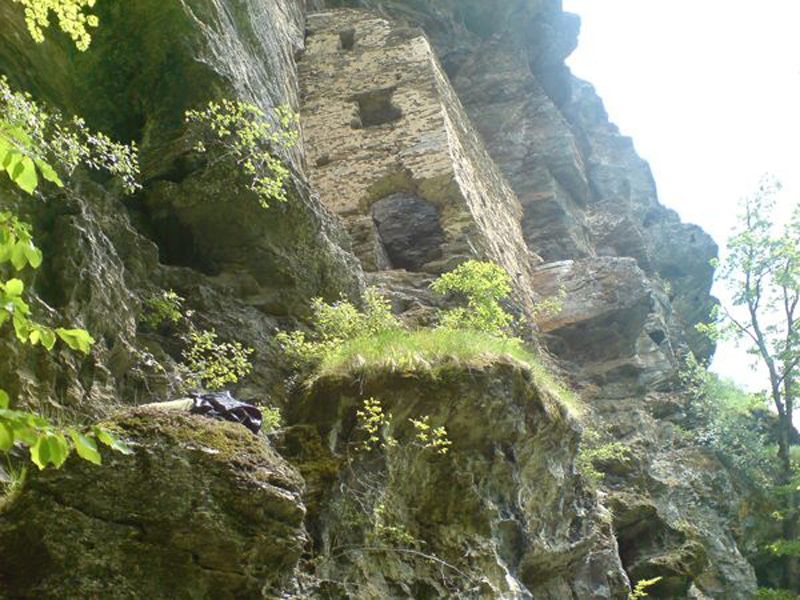 Stari grad Kaštele - dom bosanskih franjevaca (FOTO)