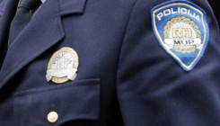 Hrvatska: Policajac u zamjenu za oprost kazne tražio - seks