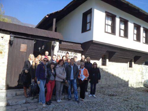 Studenti iz osam zemalja u posjeti rodnoj kući bh. nobelovca