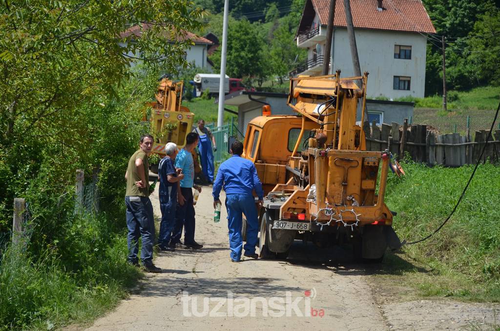 Teške bitke na padinama Tuzle, mole se sugrađani za pomoć!