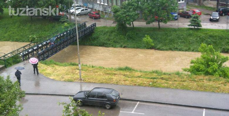 Odgođeni ispiti: Obustava nastave na svim fakultetima Univerziteta u Tuzli