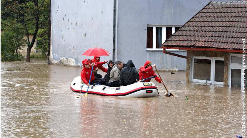 U TK kritično stanje: U toku i evakuacije građana