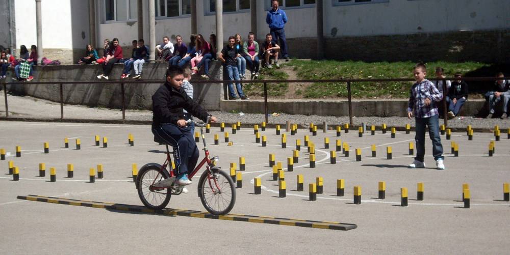 Saobraćajno - obrazovno takmičenje učenika osnovnih škola iz Tuzle