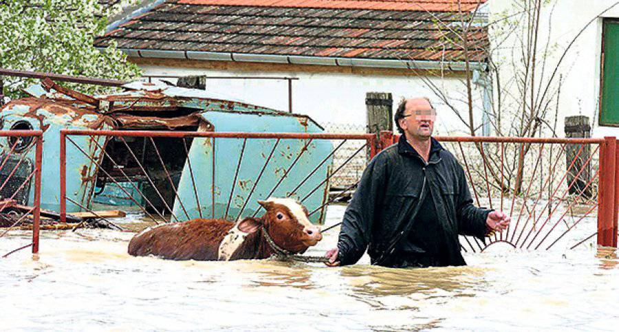 U Srbiji izvanredno stanje, stradale tri osobe, pozivi za pomoć