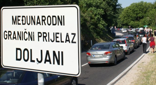 Na GP Doljani i Bijača pojačan promet vozila na izlazu iz BiH