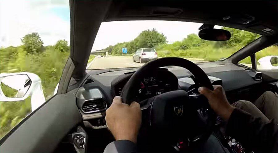 Lamborghini Huracan 329 km/h na autoputu (VIDEO)