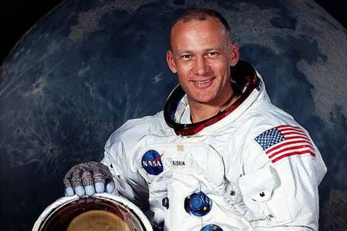 Legenda Buzz Aldrin (84): Na putu u svemir u Apollu 11 vidio sam NLO