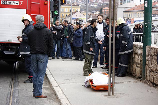 Sarajevo: Iz Miljacke izvučen leš nepoznatog muškarca