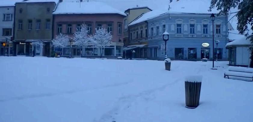 Ovako su ulice Tuzle izgledale prije tačno godinu dana (VIDEO)