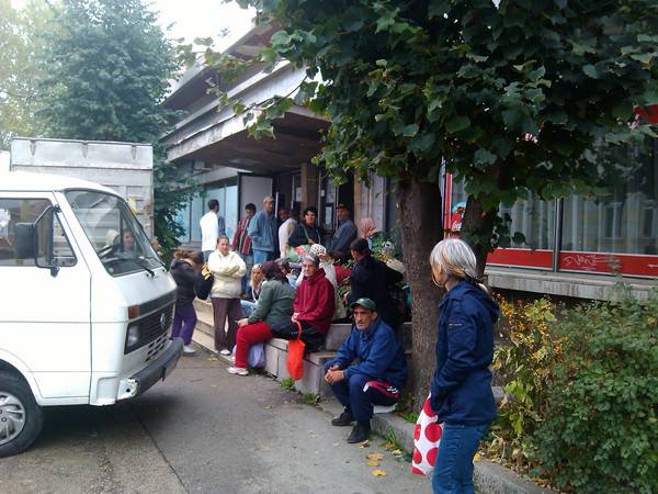 Nestao novac iz Fonda solidarnosti: Narodna kuhinja za tuzlanske penzionere je jedini spas (VIDEO)