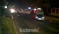 Tuzla: Trkali se i udarili u auto sa ženama i djecom (FOTO)