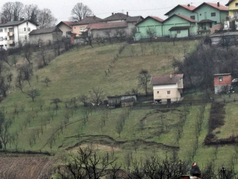 Na području Tuzlanskog kantona aktivirana klizišta na 12 lokacija