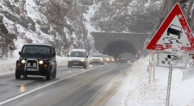 Na graničnim prelazima Bosanski Brod, Bosanska Gradiška i Velika Kladuša zadržavanja i do sat vremena