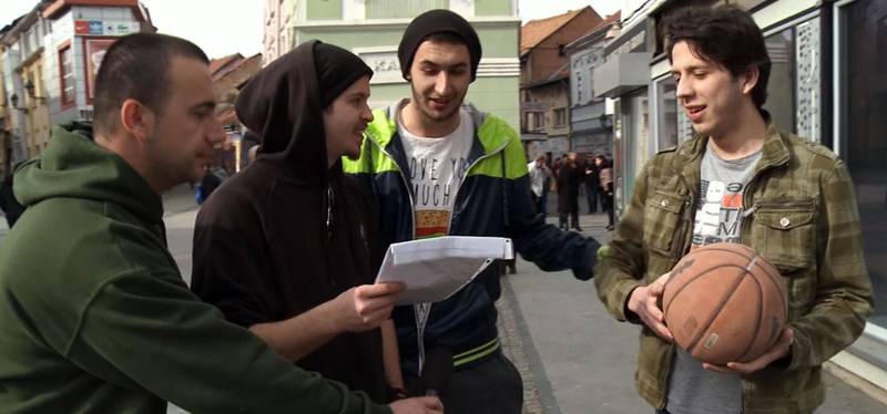 Živi li Tuzla košarku: Kako mladi Tuzlaci rješavaju košarkaško-muzičke izazove (VIDEO)