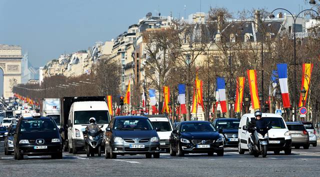 Pariz: Zbog velike zagađenosti zraka uvedeno pravilo par-nepar