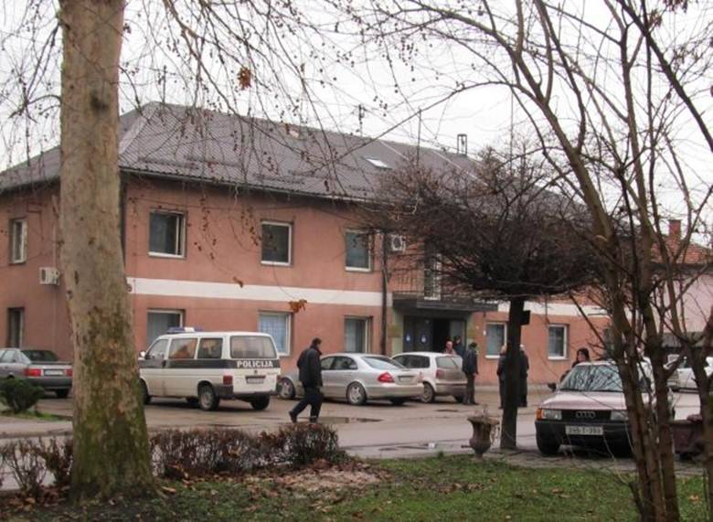 Živinice: Prijavljena krađa Golfa, policija vozilo pronašla istog dana