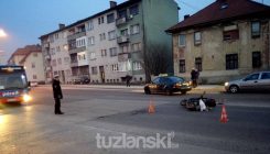 Saobraćajka u Solani: Povrijeđen vozač Skutera (FOTO)