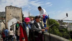U Mostaru počela turistička sezona: Skakači sa Starog imat će pune ruke posla