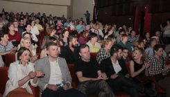 Tuzla: Premijerno prikazan film "Stupica nevidljivog djeteta" reditelja Šemsudina Gegića