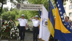 Obilježen 15. maj, Dan odbrane Tuzle: Dan kada su patriote spriječile opsadu grada (FOTO)