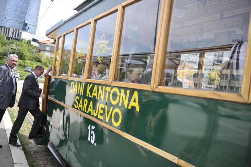 U Sarajevu besplatan prevoz tramvajima i trolejbusima dok traju mjere uzbune