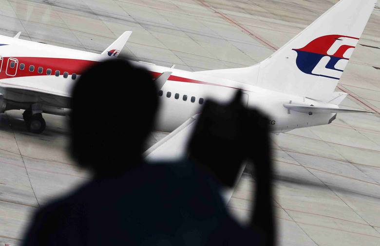 Avion ''Malaysia Airlines'' prisiljen da hitno sleti u Australiju