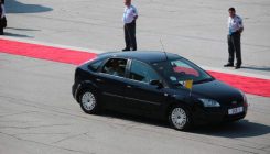 Nije bilo kršenja protokola: Papi je već godinama službeni automobil Ford Focus (FOTO)