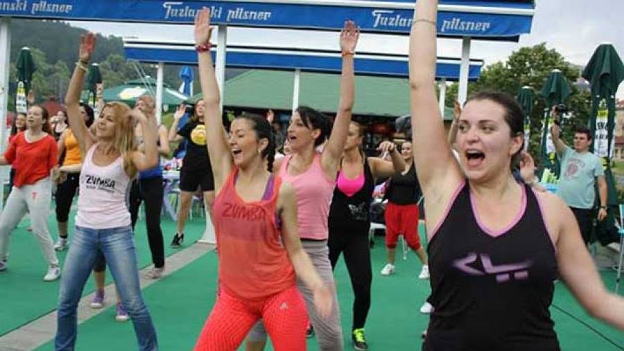 Subota na Pannonici: Zumba Party, na drugom jezeru, beach bar ''Meduza''