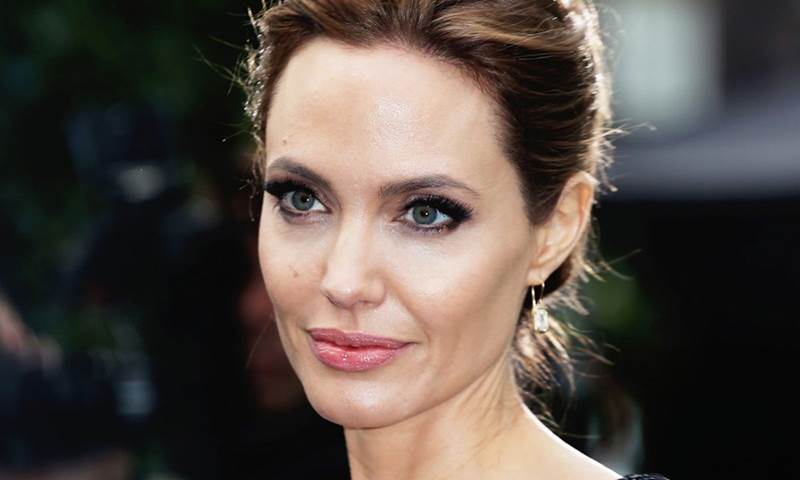 Sve češće odbija uloge: Angelina Jolie odustala od filma "Ubistvo u Orijent Ekspresu"