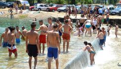 Gori kamen u Hercegovini: U Mostaru ni Neretva više nije hladna (FOTO)