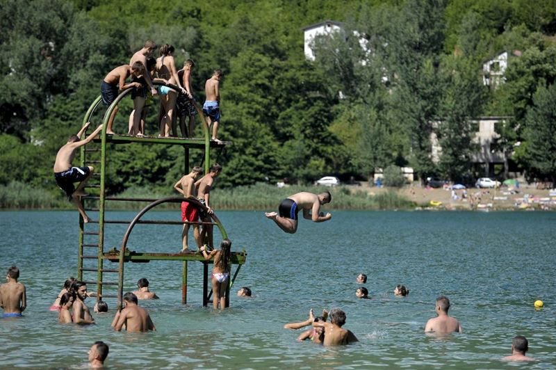 Ne ulazite u vodu prije nego se istuširate ili pokvasite oko srca