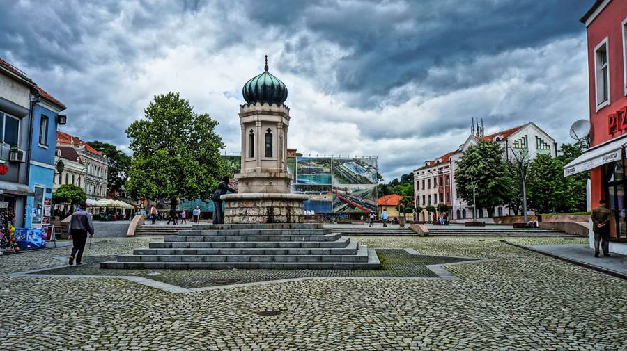 Pretežno oblačno sa padavinama širom BiH