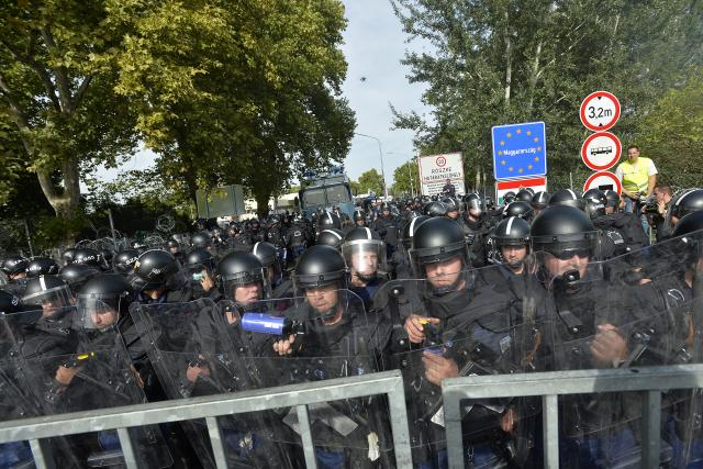 Mađarska policija pretukla fotoreporterku švedskog lista Ekspresen