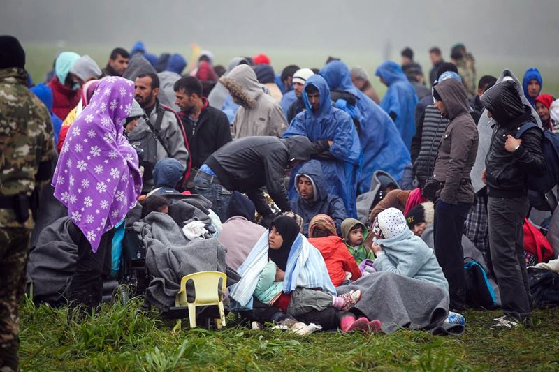 Na ničijoj zemlji između Sirije i Jordana zarobljeno 75.000 ljudi