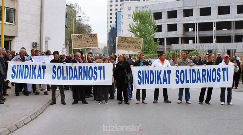 Tuzla: Današnji protesti radnika završili privođenjem predstavnika Sindikata solidarnosti