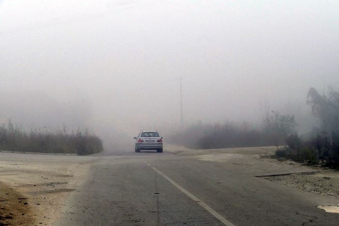 Na višim predjelima i uz riječne tokove smanjena vidljivost zbog magle